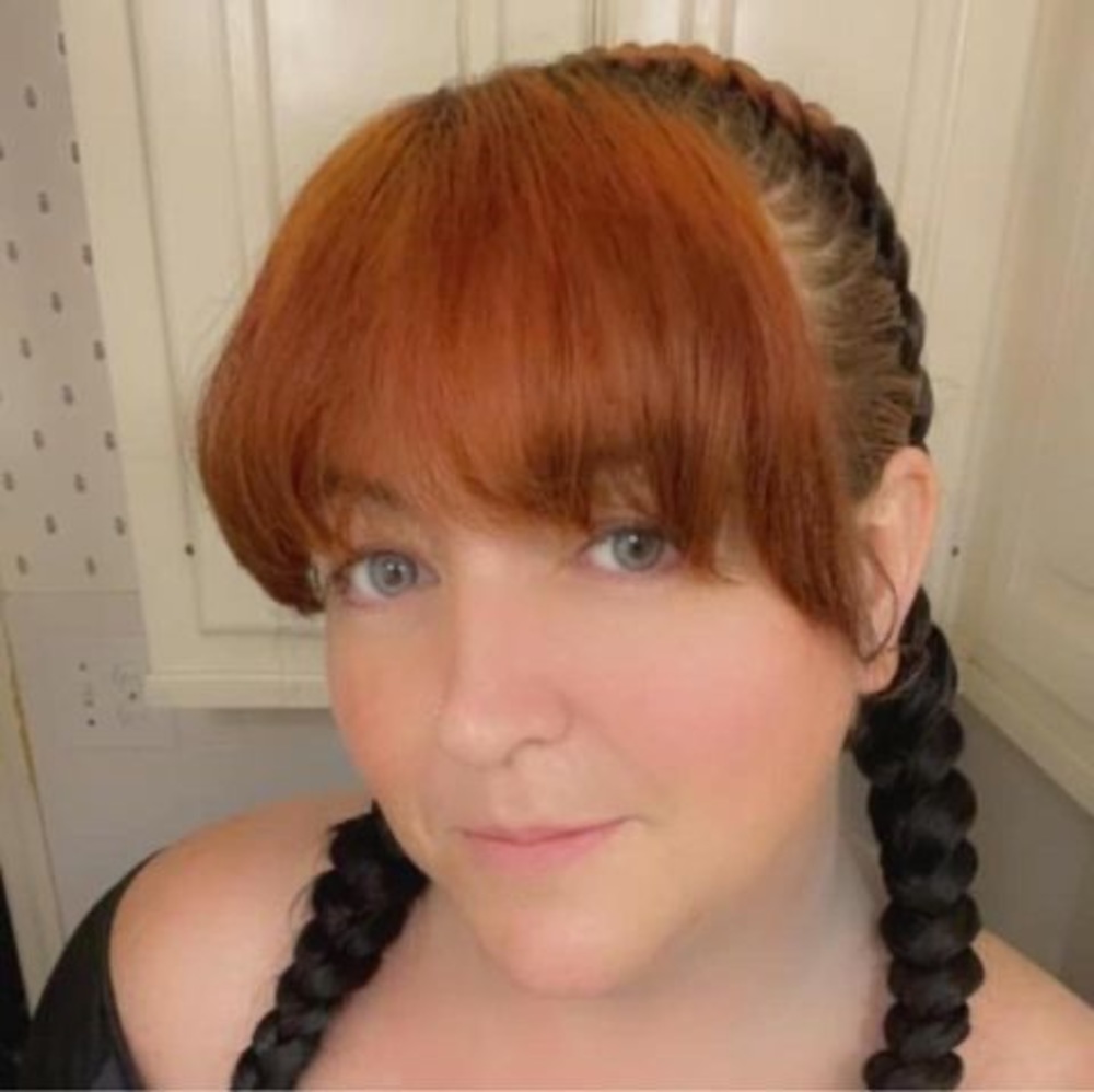 Meet your Posher, Casey